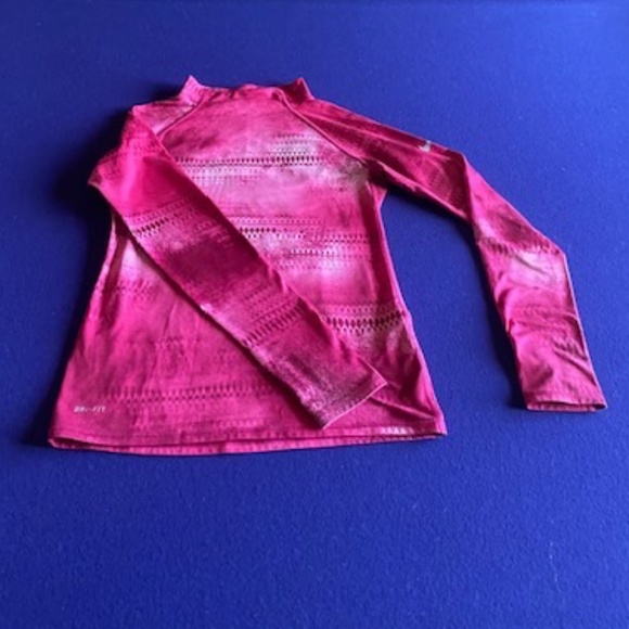 Nike Dri Fit Long Sleeve Pink Shirt Girls Size Large - Picture 1 of 5